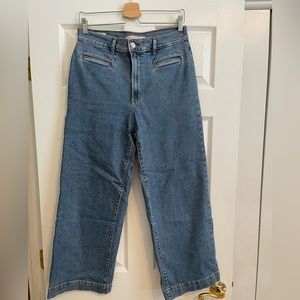 Levi’s ribcage wide leg crop. Women’s 29x28.